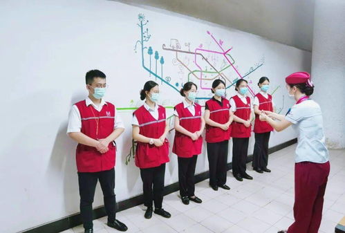 文明地鐵丨共創(chuàng)共建共分享，更優(yōu)更美更文明禮儀服務